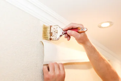 Pose de papier peint à Larouillies — revêtements muraux et toiles de verre